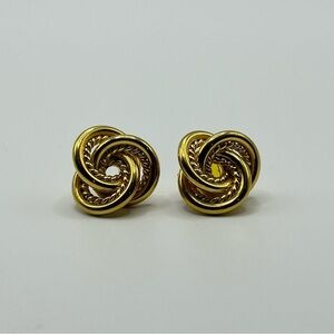 Elegant Gold Knot Earrings